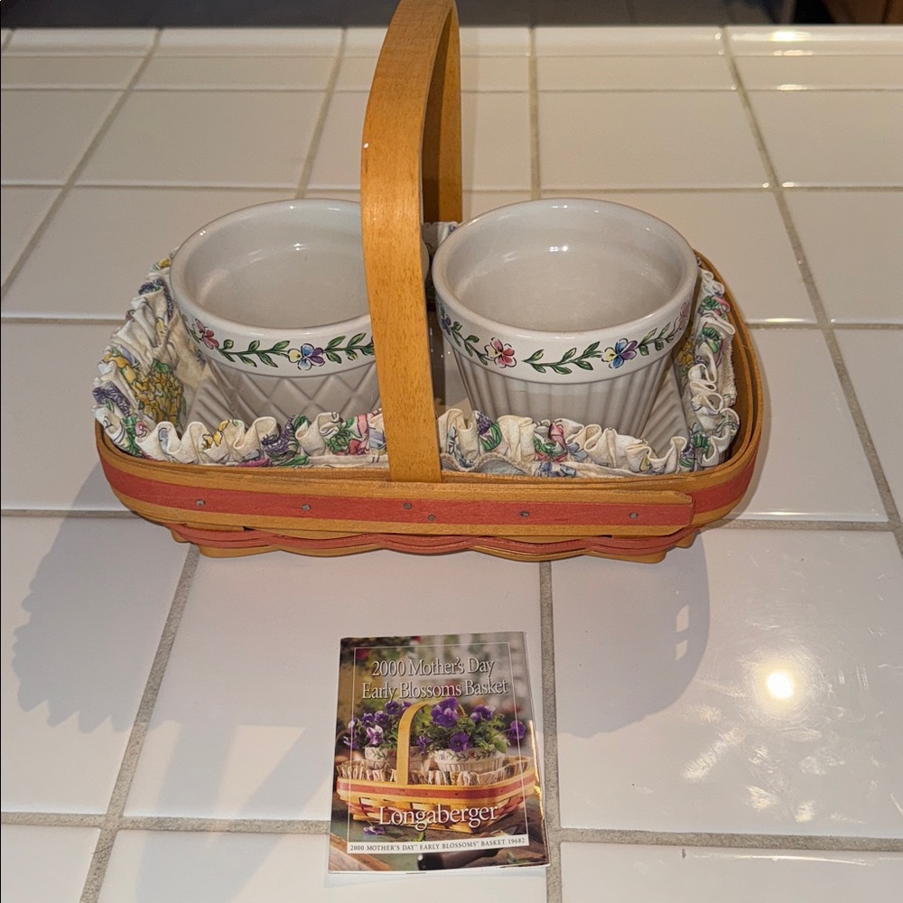 Longaberger 2000 Mothers Day Early Blossoms Basket w/ liner 🐈‍⬛